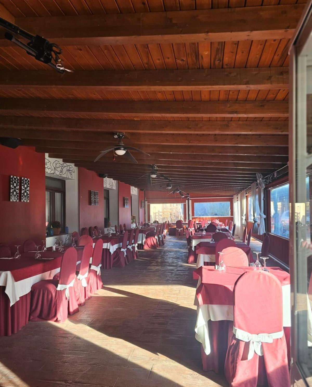Hotel Restaurante El Patas Corral de Almaguer Eksteriør bilde